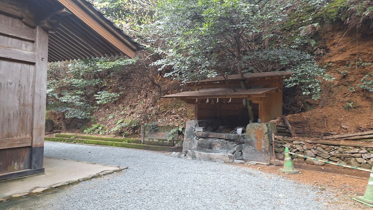 石鎚神社　口之宮　本社：ご神水